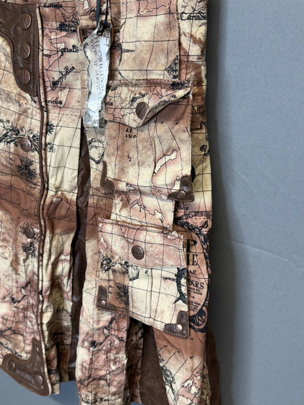 Lip Service Map of the World Pleated Cargo Kilt, Steampunk, Traveler, Goth, Punk - Picture 5 of 11